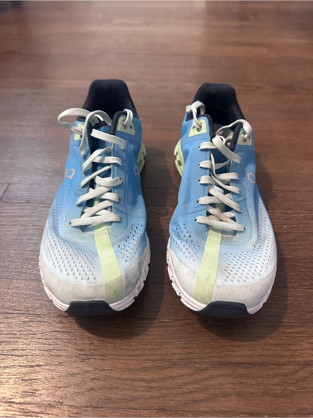 On Women’s Cloudflow Running Shoe